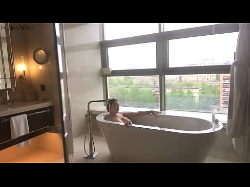 ❤️ Kæmpe babe ondt i sin fisse på badeværelset ❤️❌ Sex video at da.befuck-net.ru ️