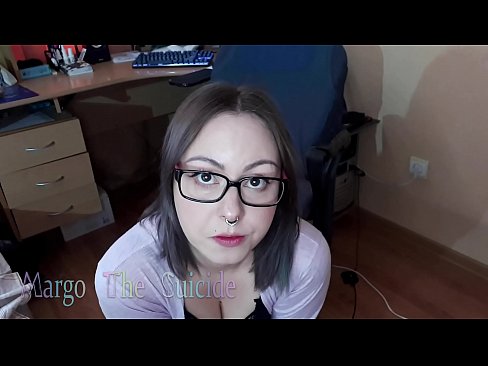 ❤️ Sexet pige med briller sutter Dildo dybt på kamera ❤️❌ Sex video at da.befuck-net.ru ️